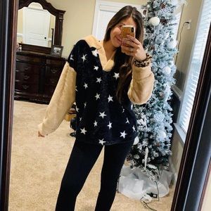 STAR Fleece Oversized Hoodie